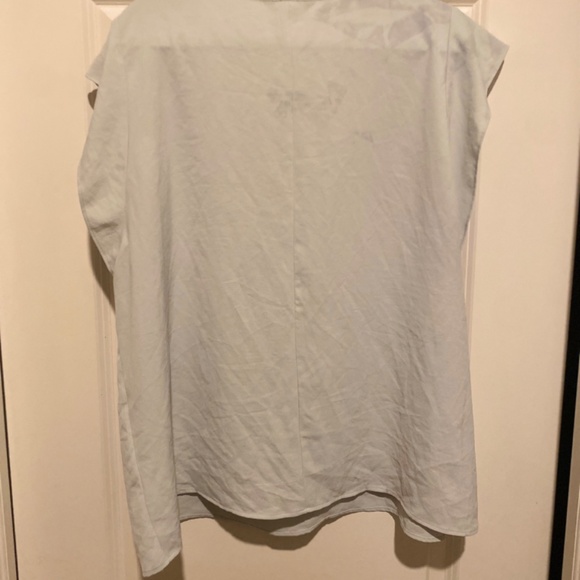 Express Blouse - Picture 2 of 2